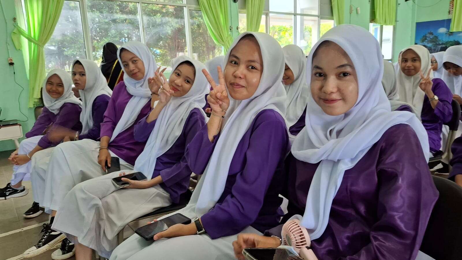 STATISTICS MEETS STUDENTSBPS PROV. KEP. BANGKA BELITUNG