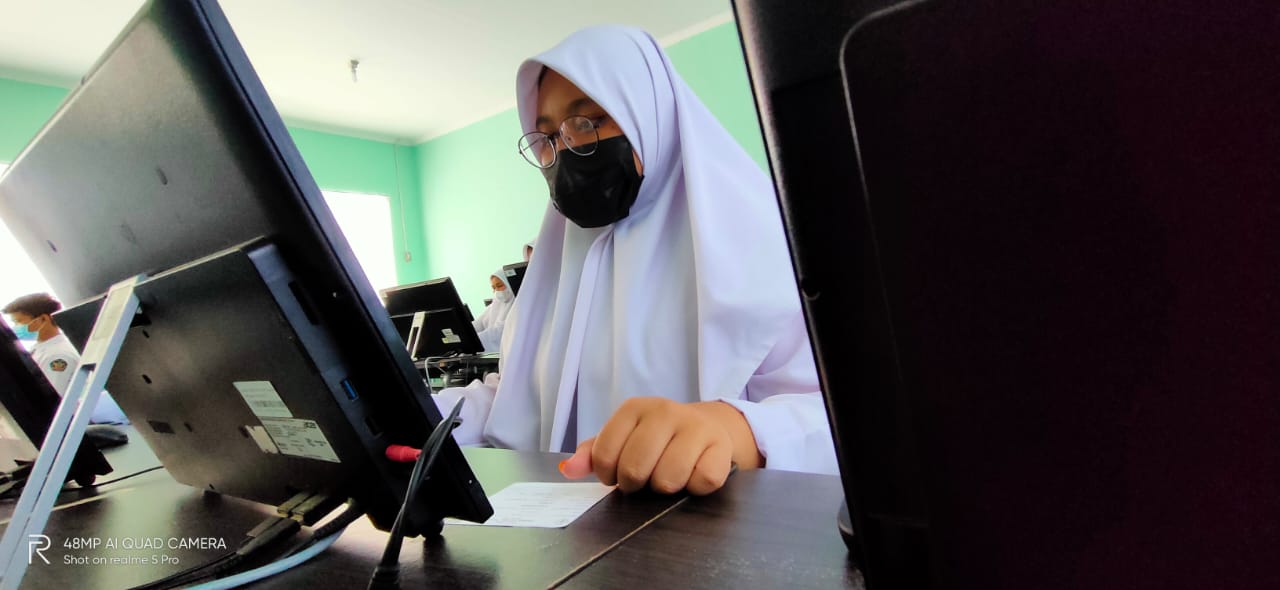 Pelaksanaan ANBK SMA Negeri 3 Pamgkalpinang 2021