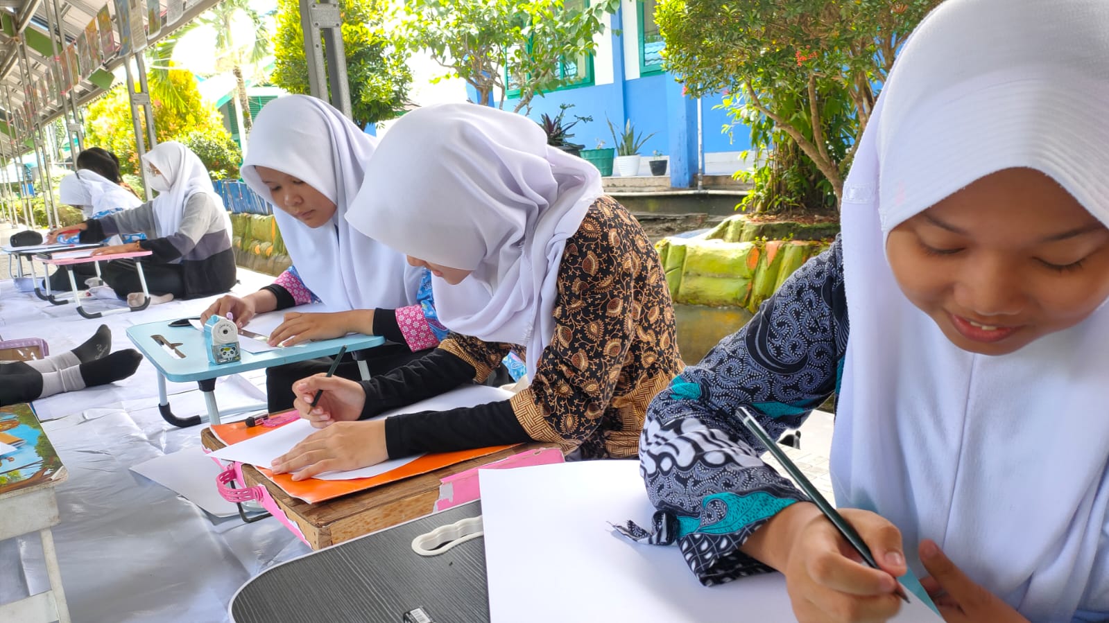 Lomba Lukis Pahlawan