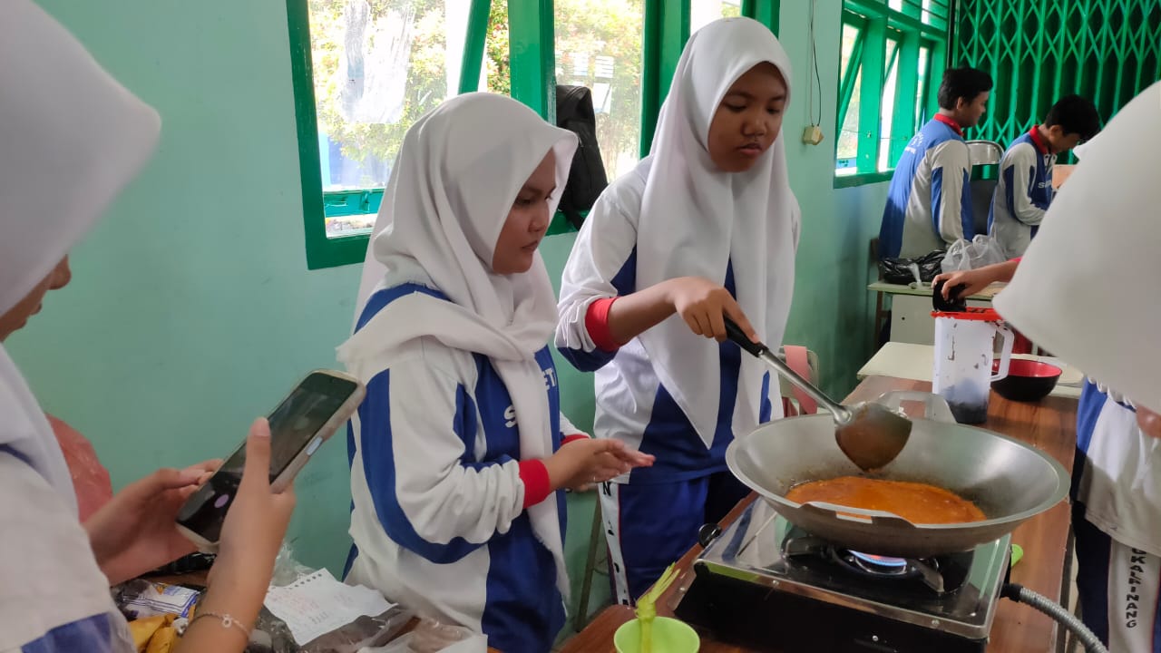 Praktik PKWU februari 2024