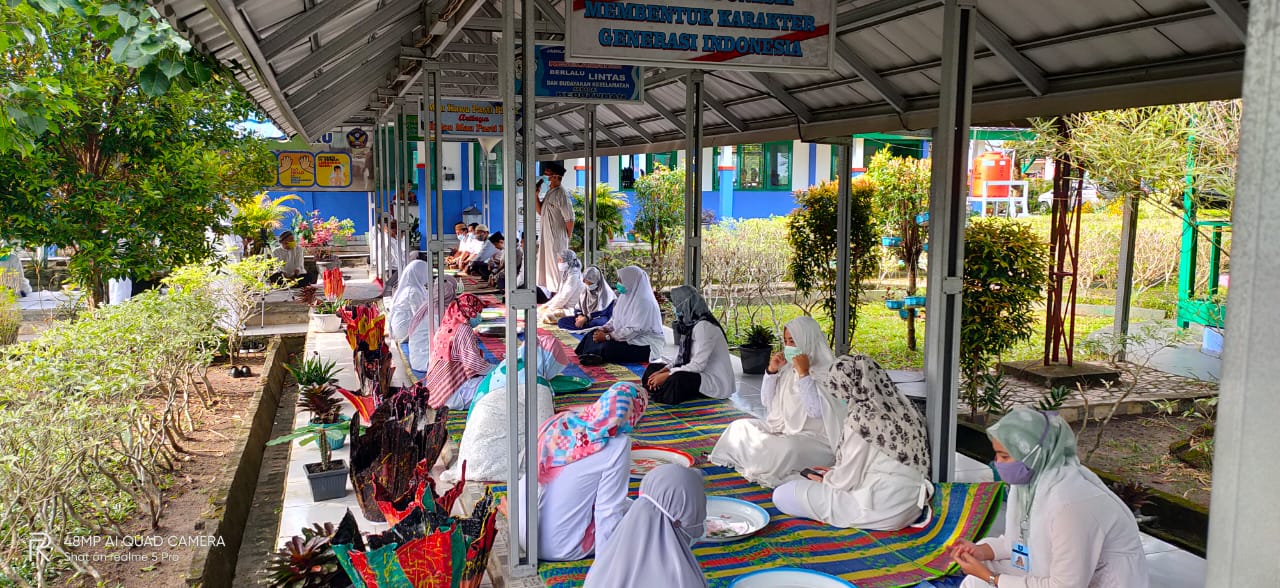 Nganggung dan Tausiyah peringatan Isra' Mi'raj Nabi Muhammad SAW. 1442H.