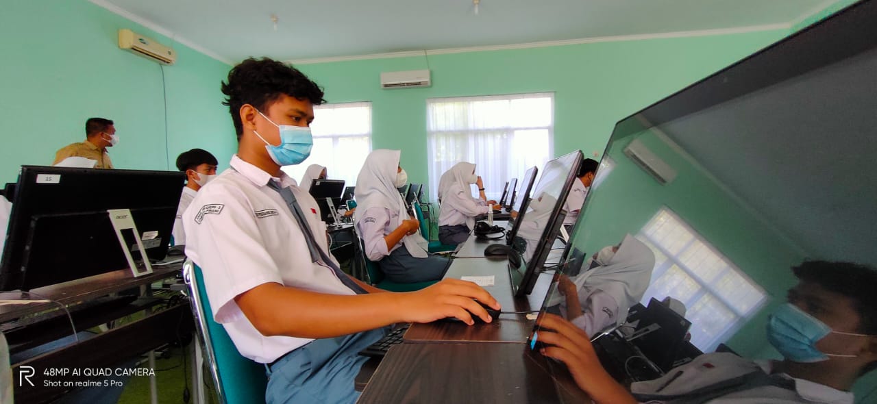 Pelaksanaan ANBK SMA Negeri 3 Pamgkalpinang 2021
