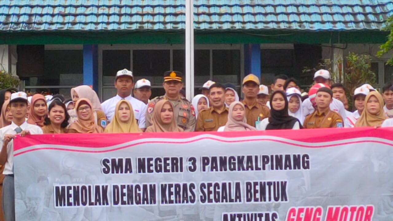 Upacara Bendera "Anti Geng Motor"