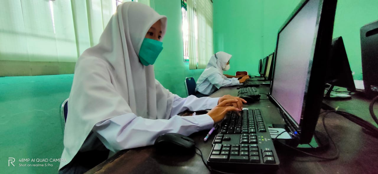 Pelaksanaan ANBK SMA Negeri 3 Pamgkalpinang 2021