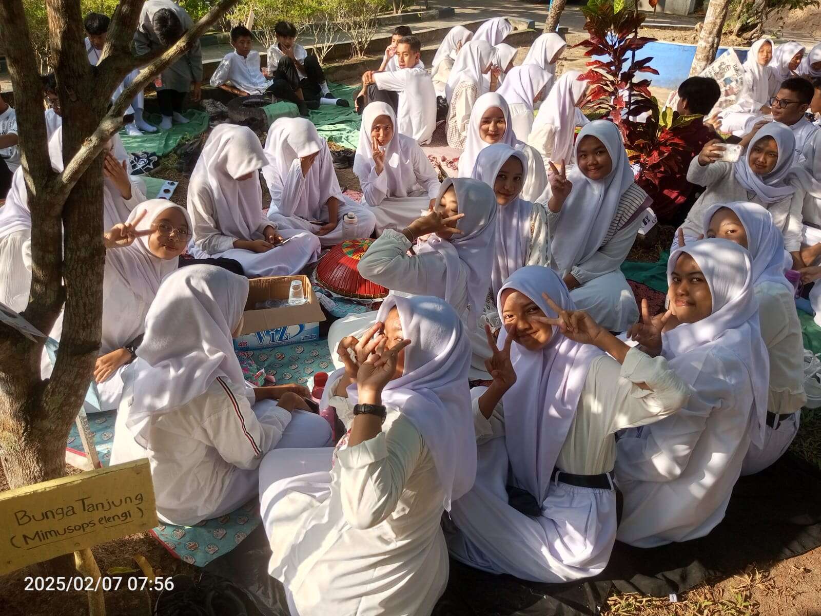 nganggong Isra' mi'raj nabi Muhammad SAW