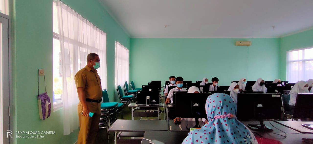 Pelaksanaan ANBK SMA Negeri 3 Pamgkalpinang 2021