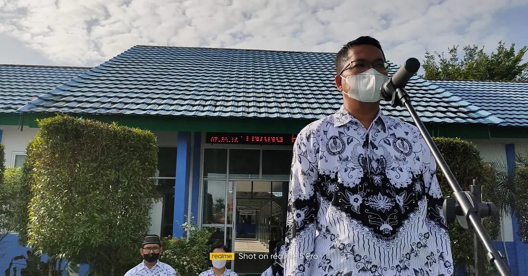 Upacara Hari Guru Nasional 2021