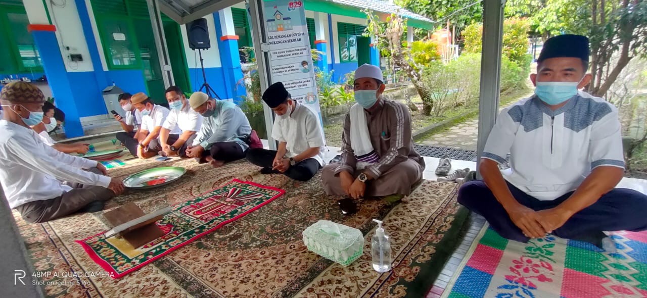 Nganggung dan Tausiyah peringatan Isra' Mi'raj Nabi Muhammad SAW. 1442H.