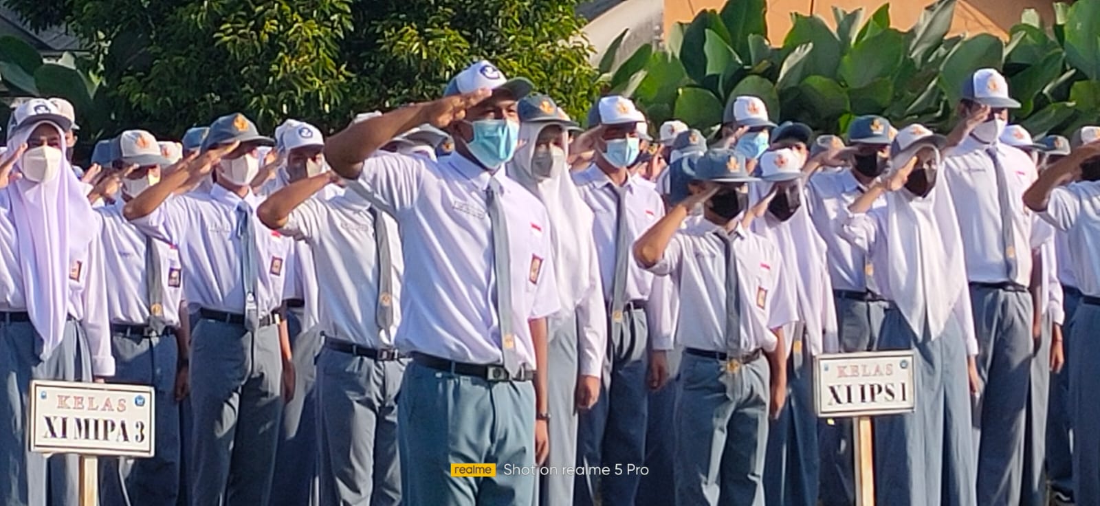 Upacara Bendera Senin