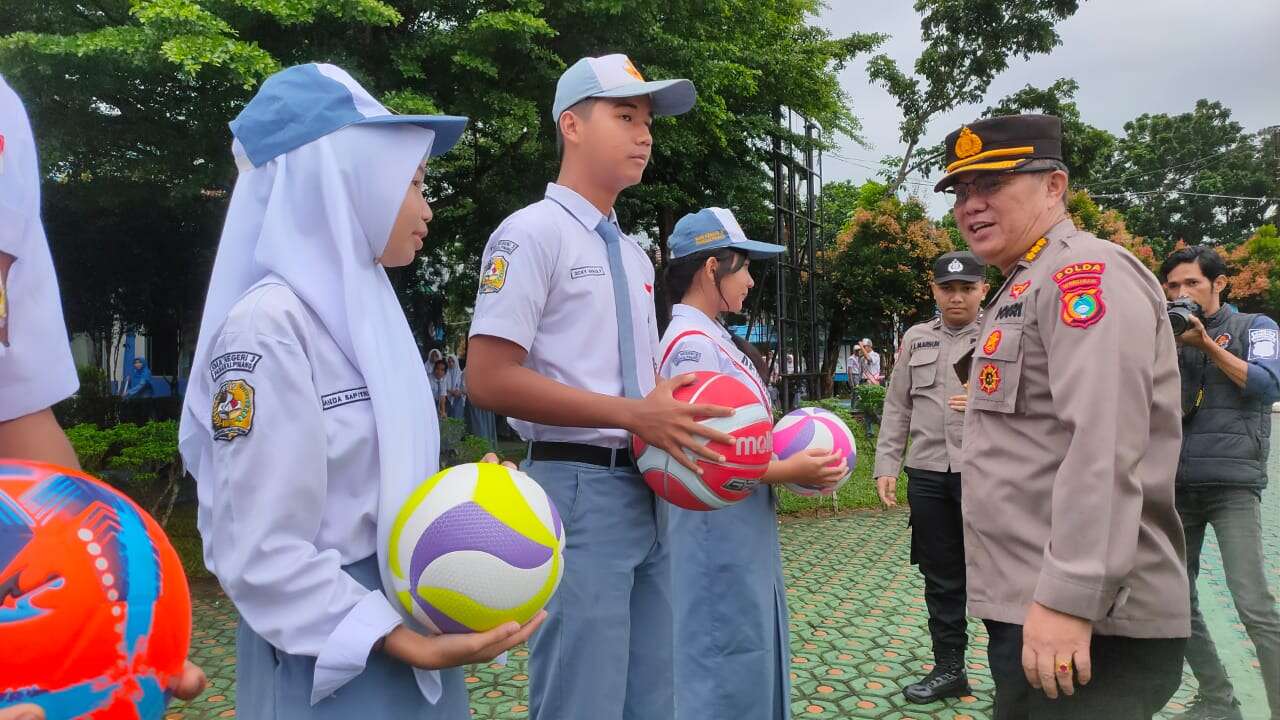 Upacara Bendera "Anti Geng Motor"