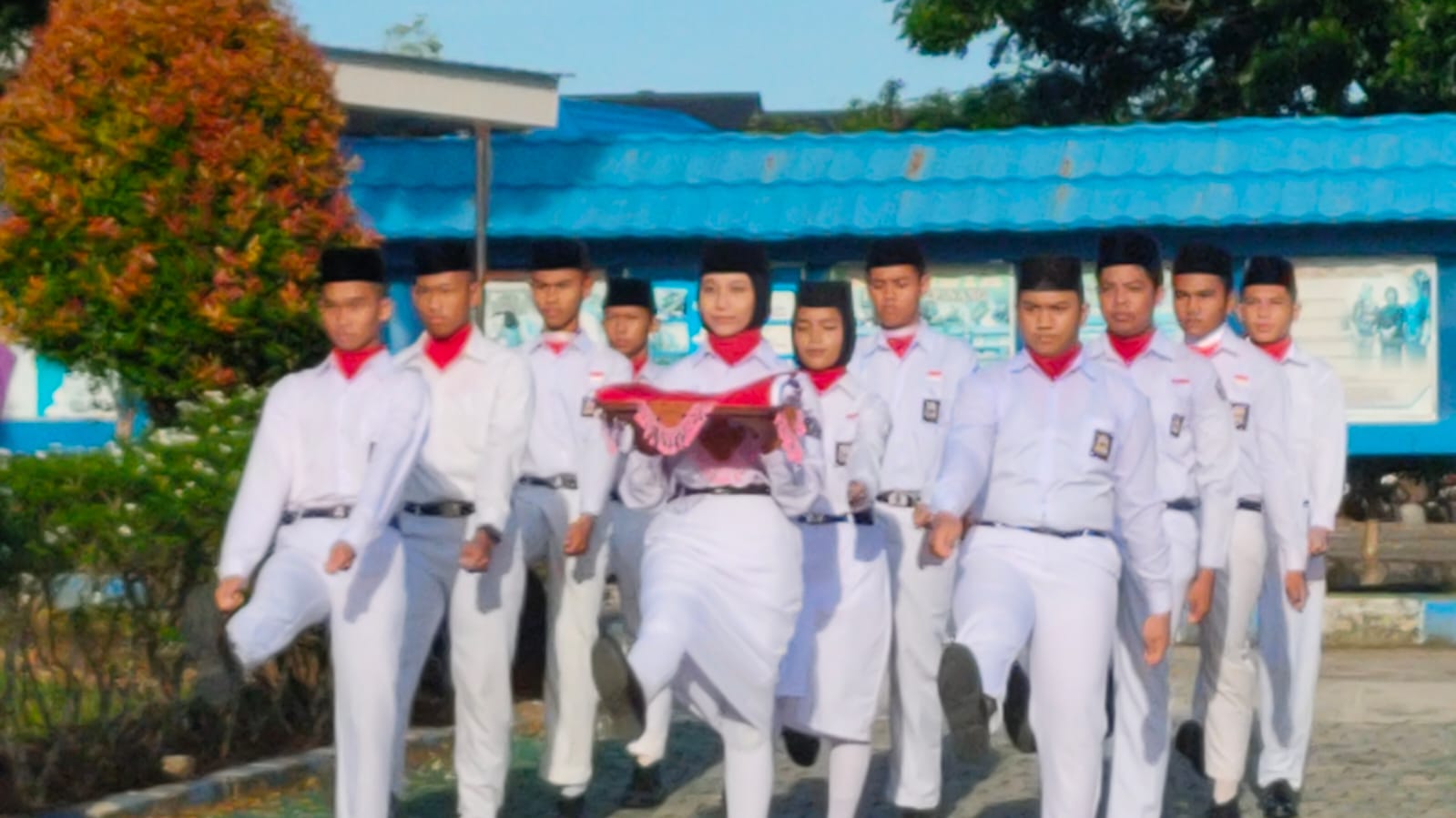 Upacara peringatan Hardiknas