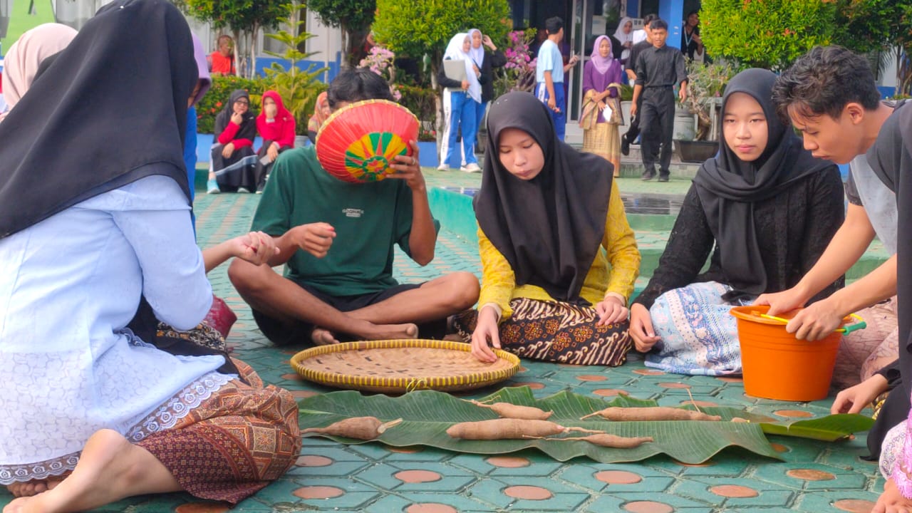 pembukaan lomba 17-an