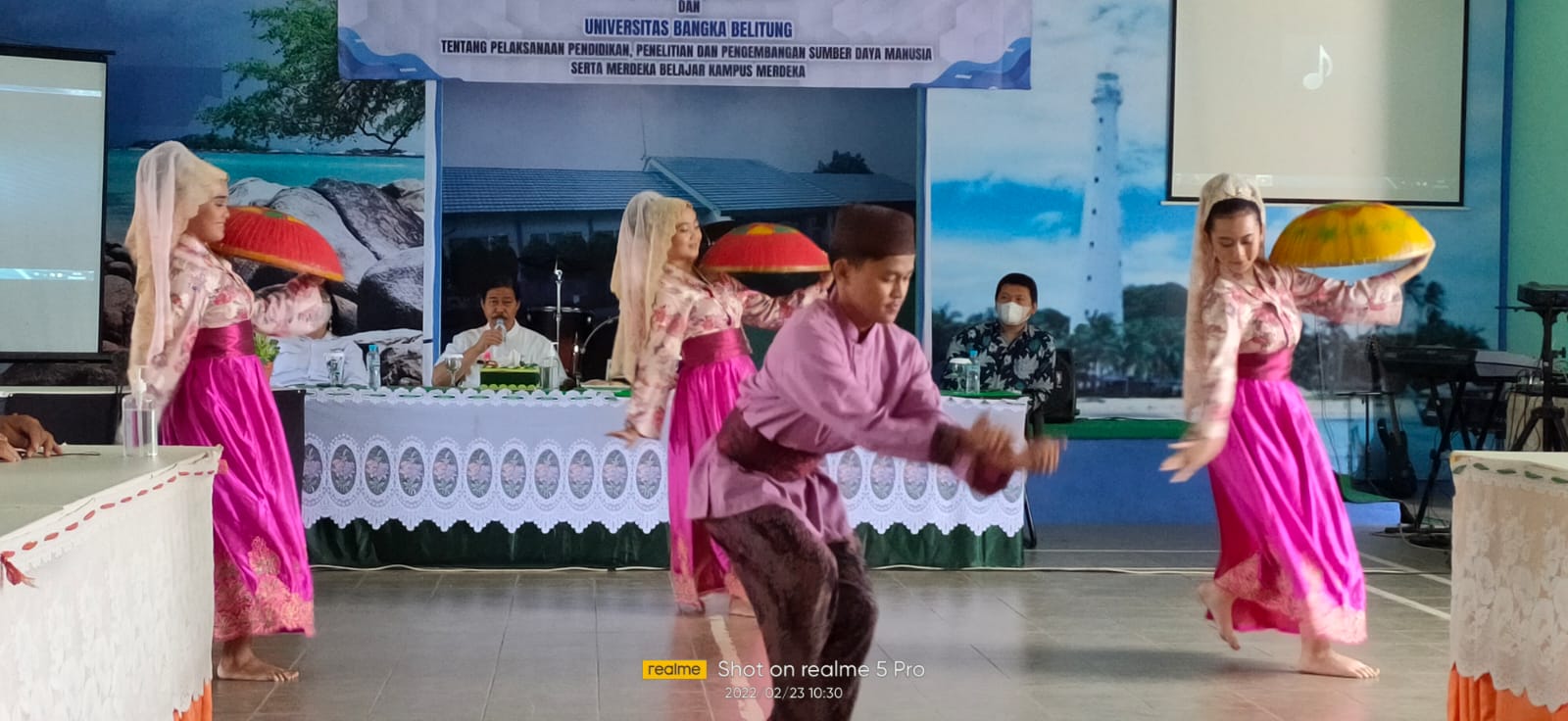 Kerjasama dengan UBB