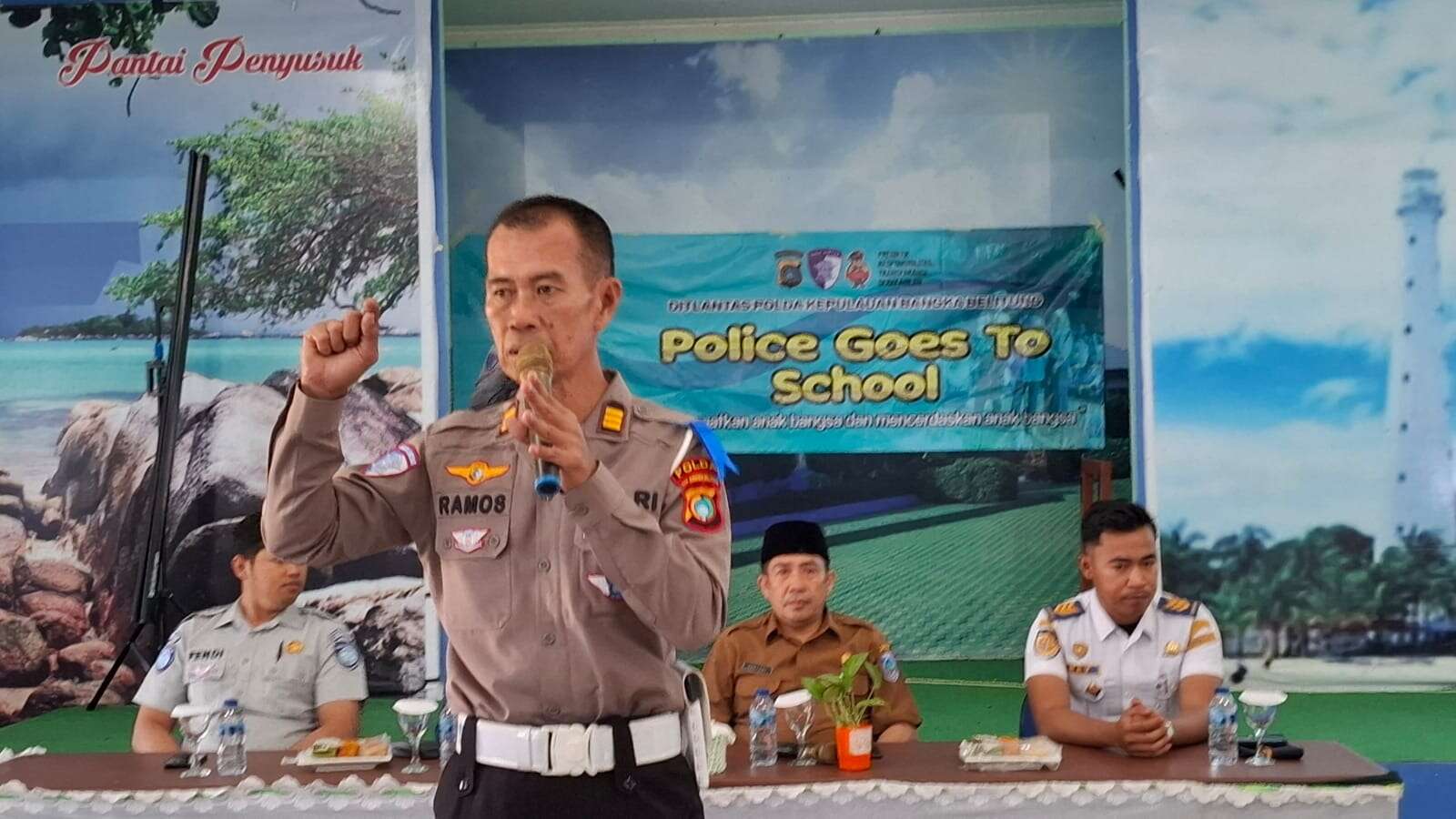 DITLANTAS POLDA KEP. BABEL POLICE GOES TO SCHOOL