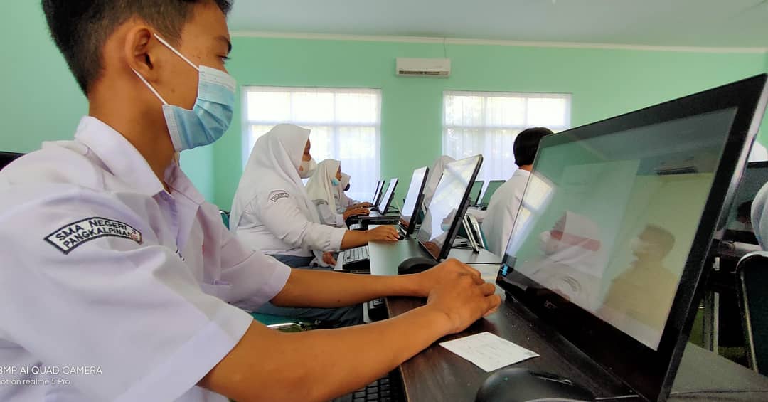 Pelaksanaan ANBK SMA Negeri 3 Pamgkalpinang 2021