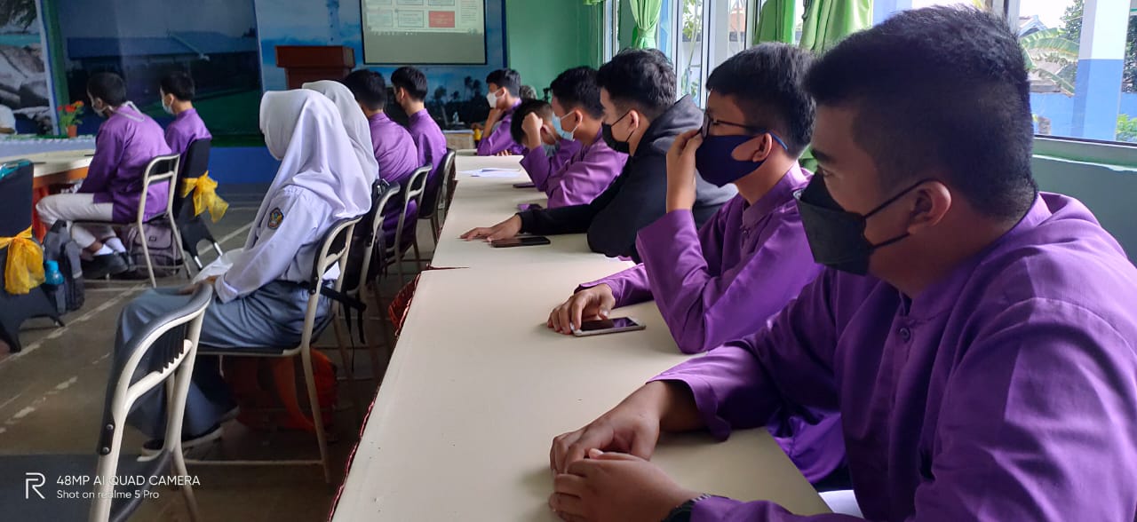 Sosialisasi Persiapan Pemebelajaran tatap muka dan sistem SeleksiMPTN 2021 dengan Siswa