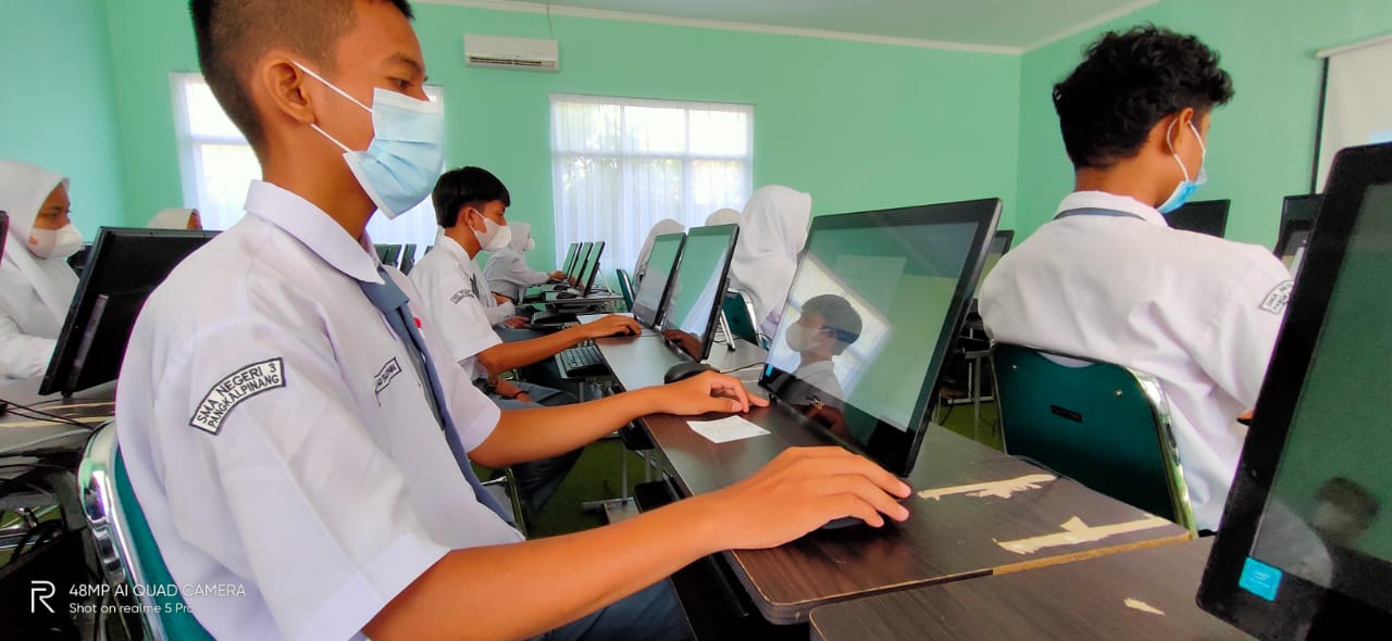 Pelaksanaan ANBK SMA Negeri 3 Pamgkalpinang 2021