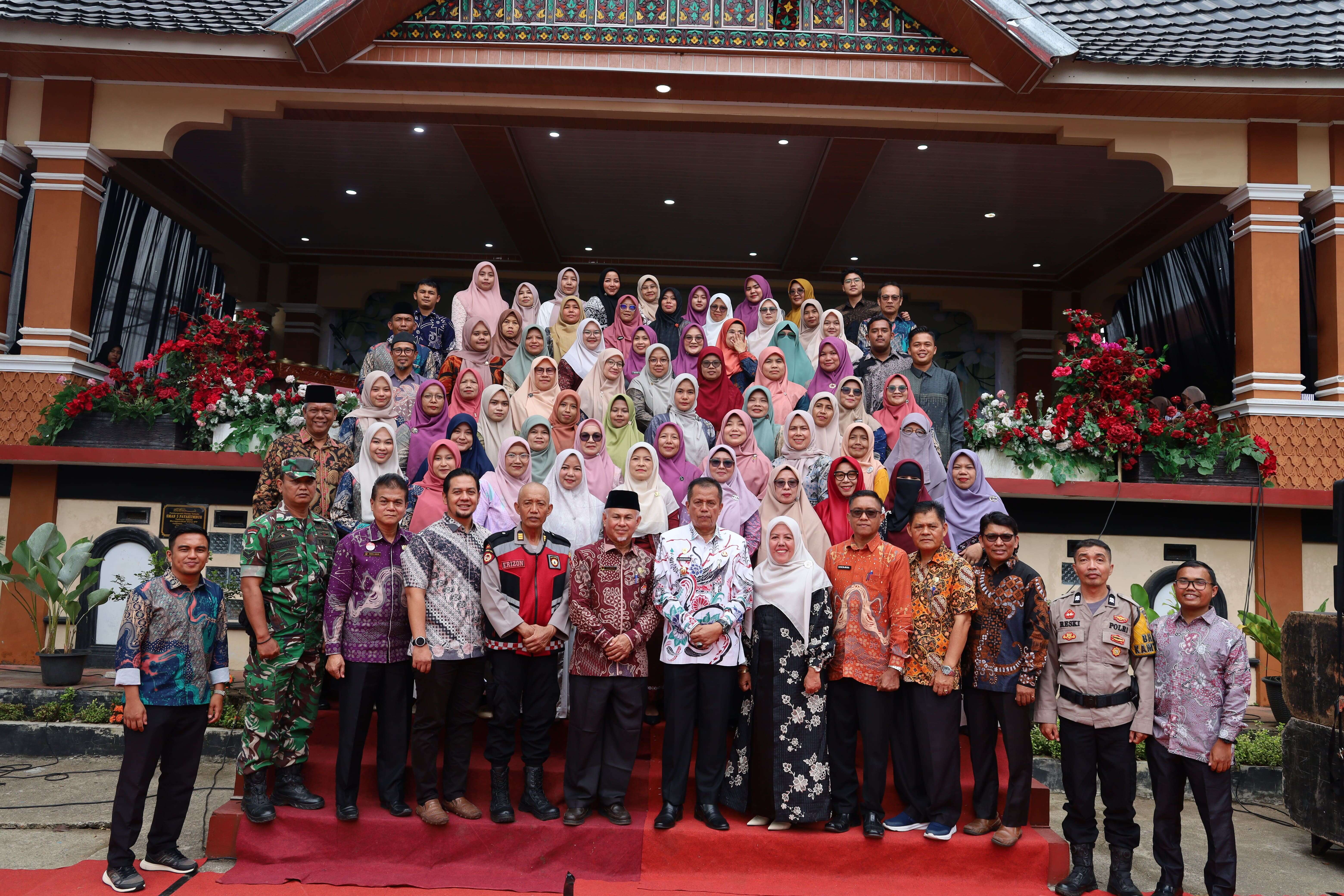 Penuh Makna, Pelepasan Siswa Kelas XII SMAN 3 Payakumbuh Dibalut Pesan Inspiratif