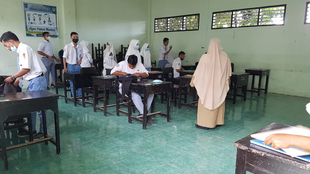PELAKSANAAN UJIAN SEKOLAH TP. 2020/2021 DI SMAN 3 SELONG