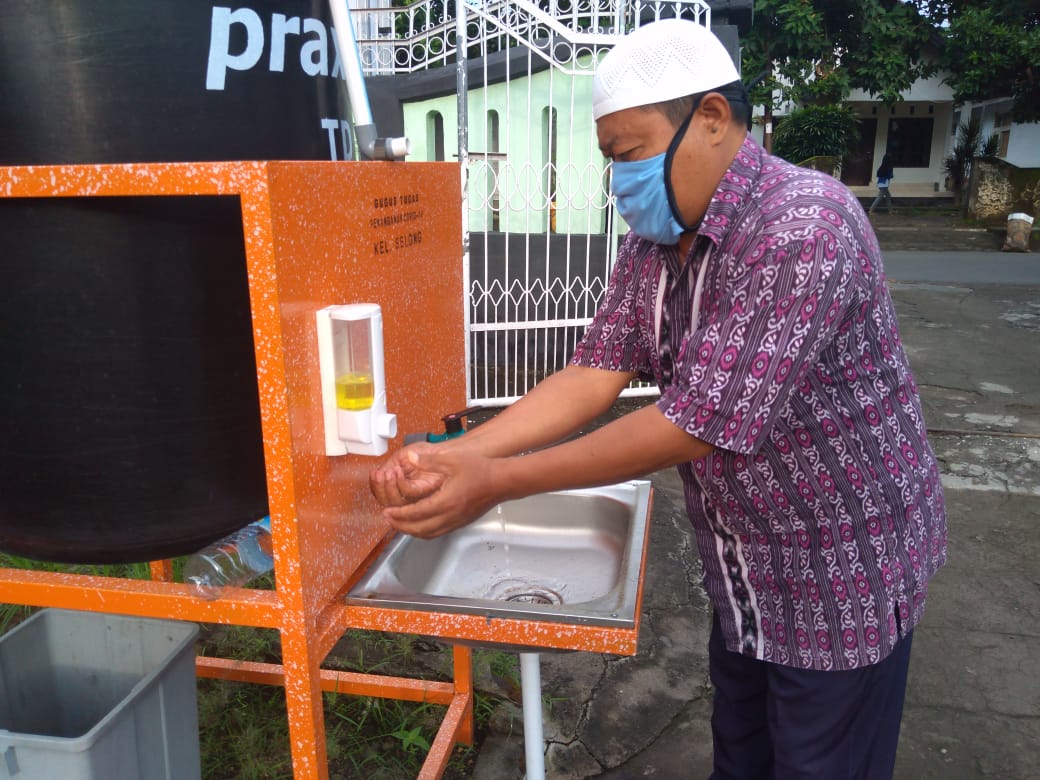 PENERAPAN PROTOKOL KESEHATAN COVID-19 SEBELUM KBM TATAP MUKA DIMULAI