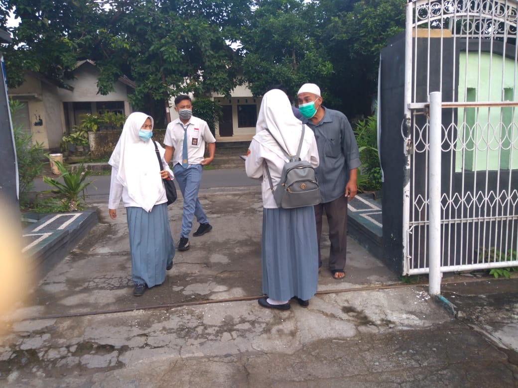 PENEGAKAN DISIPLIN DI SMAN 3 SELONG