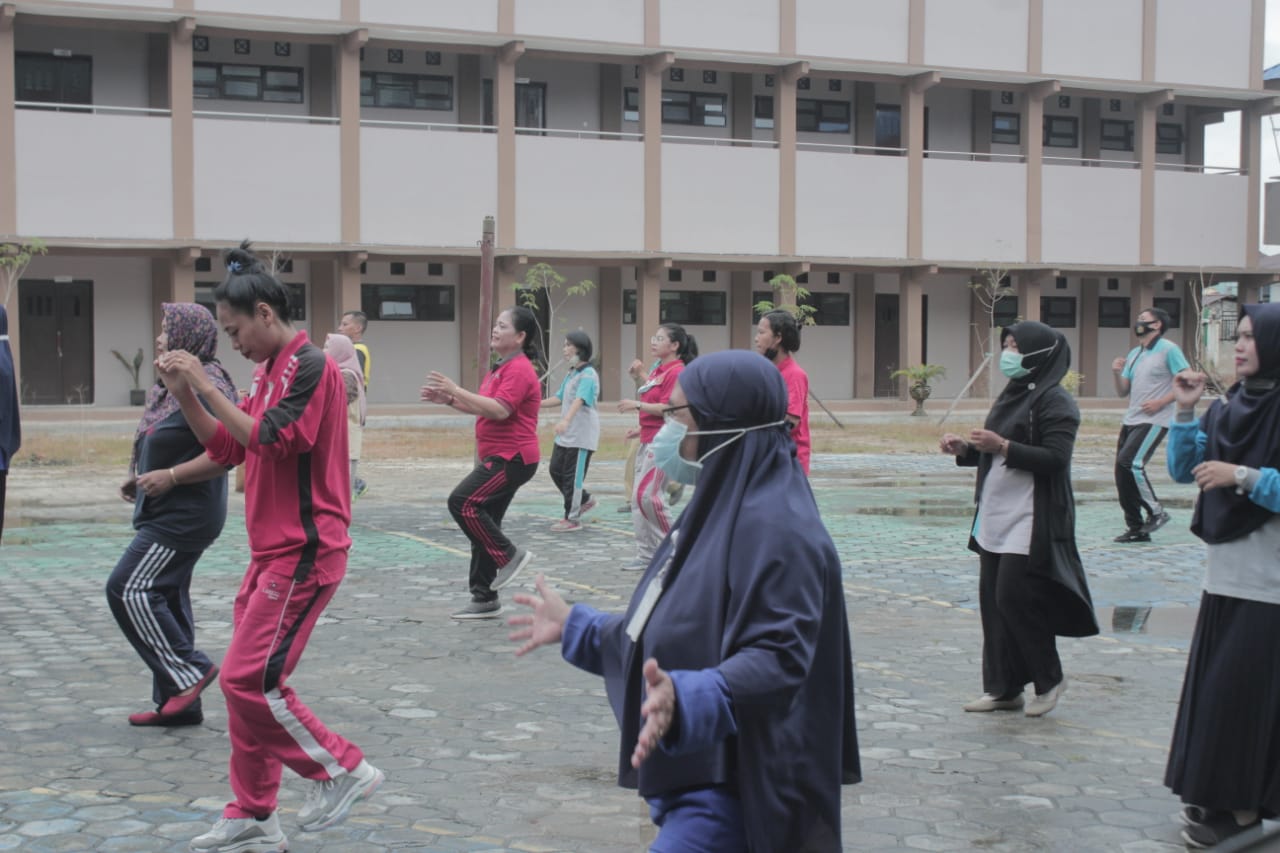 Kegiatan Senam Pagi dan Kerja Bakti