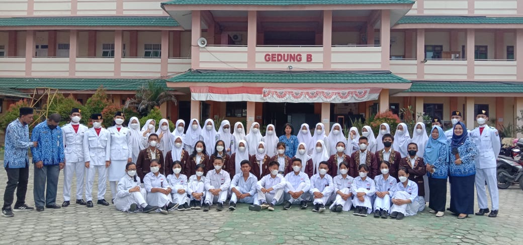 Serah Terima Jabatan Pengurus OSIS Masa Bhakti 2021/2022