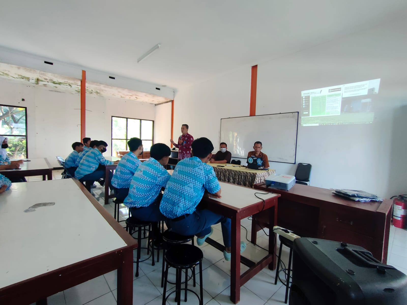 Pelajar Berprestasi Tanpa Penyalahgunaan Narkoba