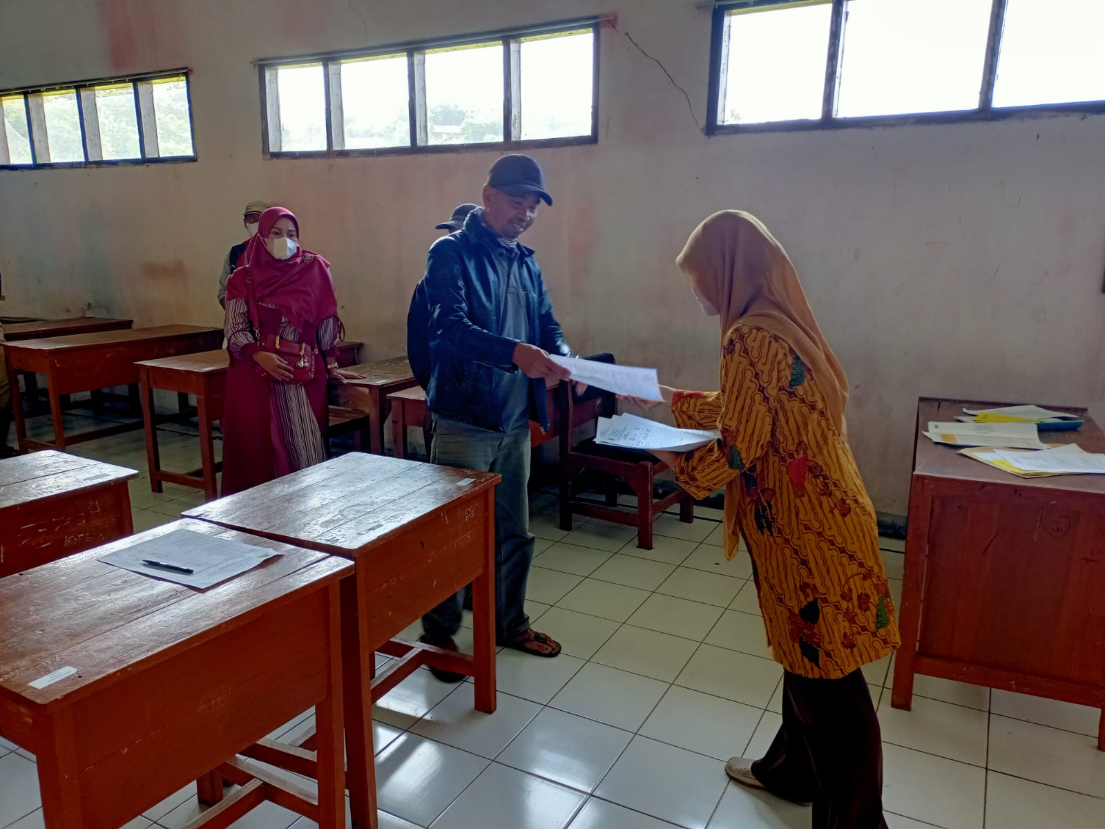 Pembagian Raport