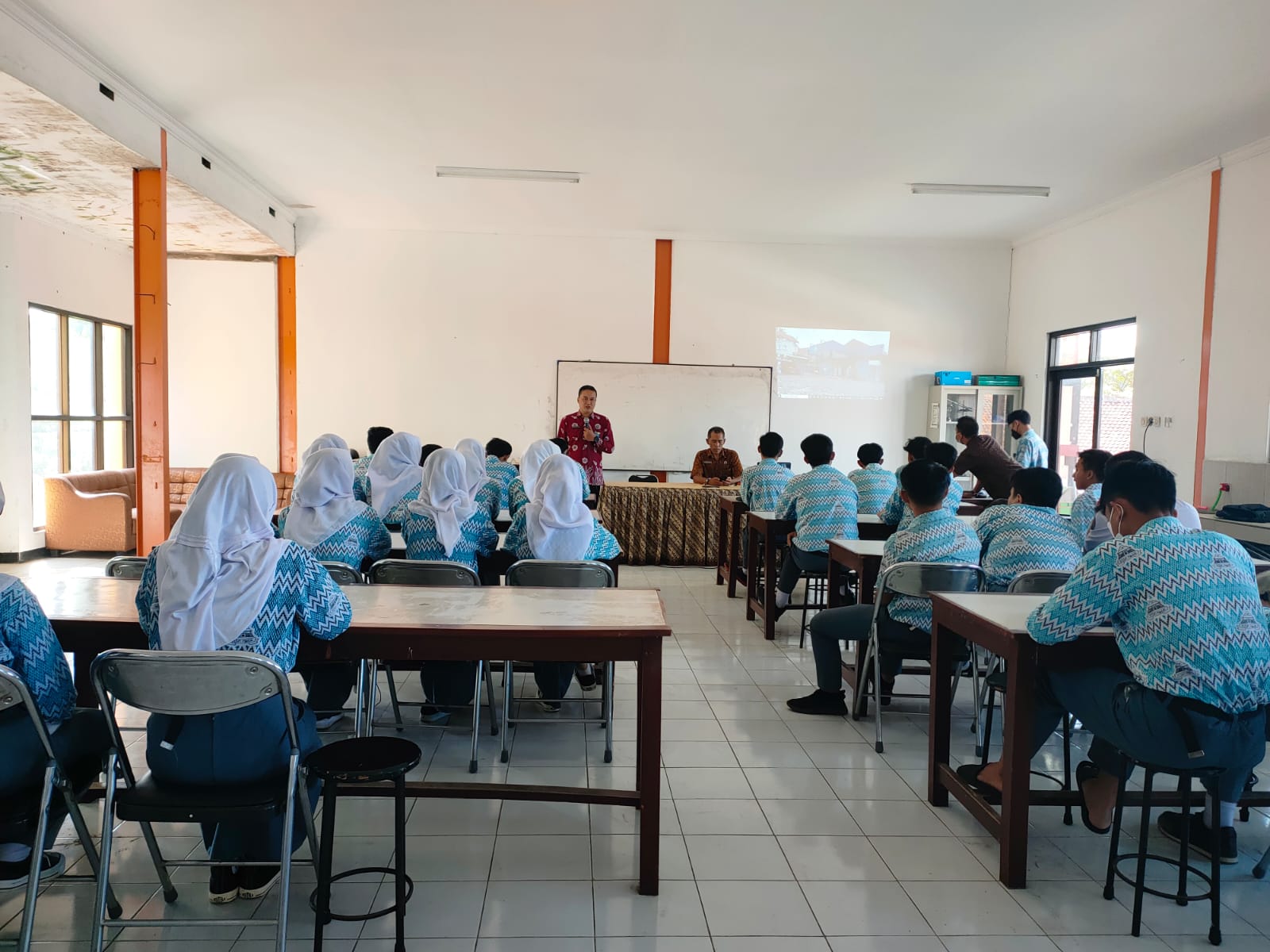 Pelajar Berprestasi Tanpa Penyalahgunaan Narkoba