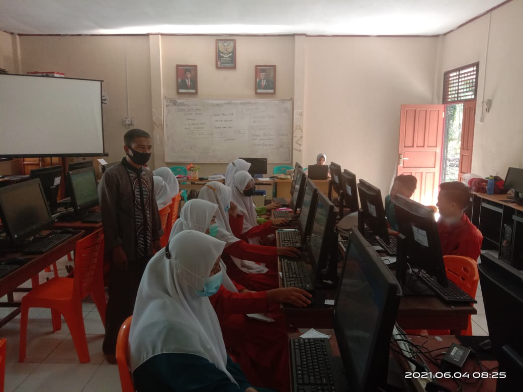 PELAKSANAAN KOMPETISI SAINS NASIONAL TAHUN 2021