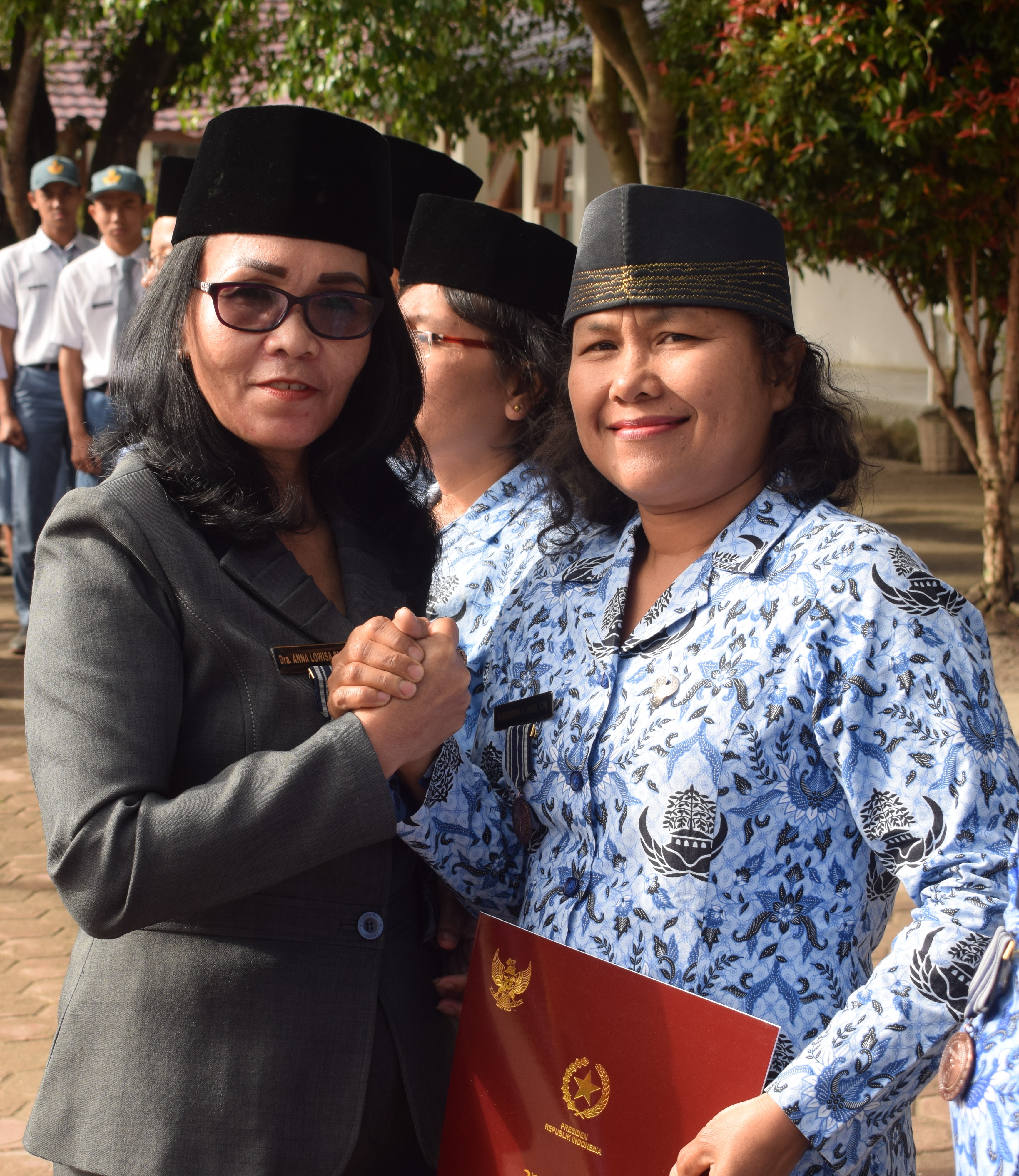 Satyalancana Rumondang Gajahmanik, S.Pd