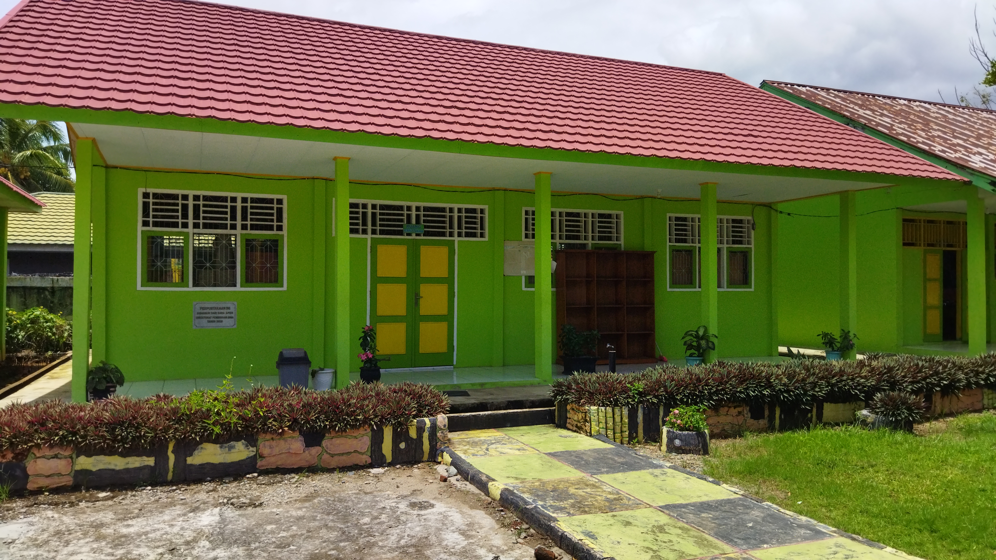 PERPUSTAKAAN SMAN 7 KOTA BENGKULU
