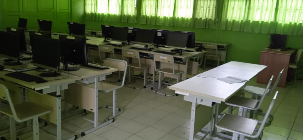 LABORATORIUM KOMPUTER