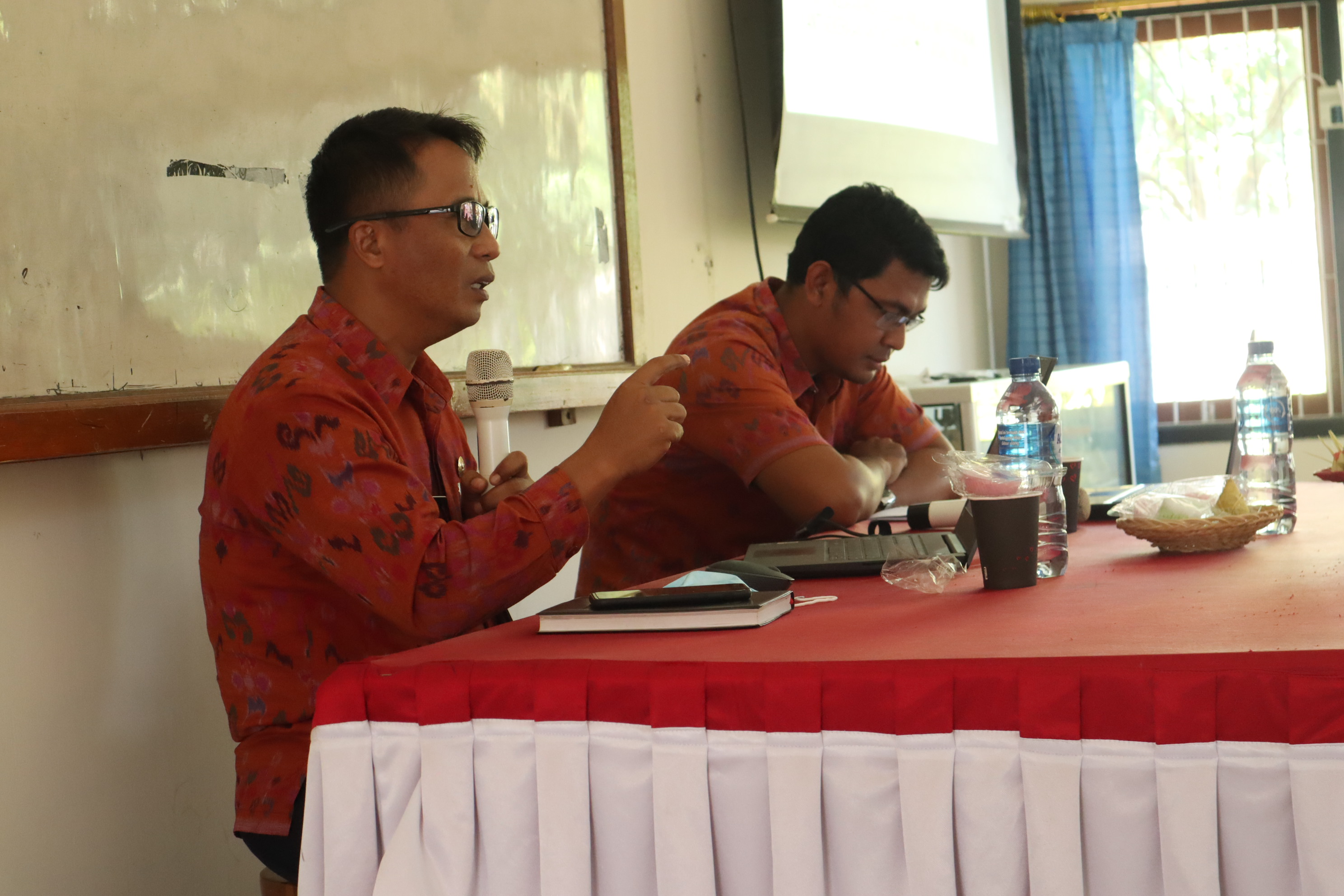 Rapat rutin Evaluasi Pembelajaran bulan Juli-Agustus sekaligus Sosialisasi Perencanaan Berbasis Data