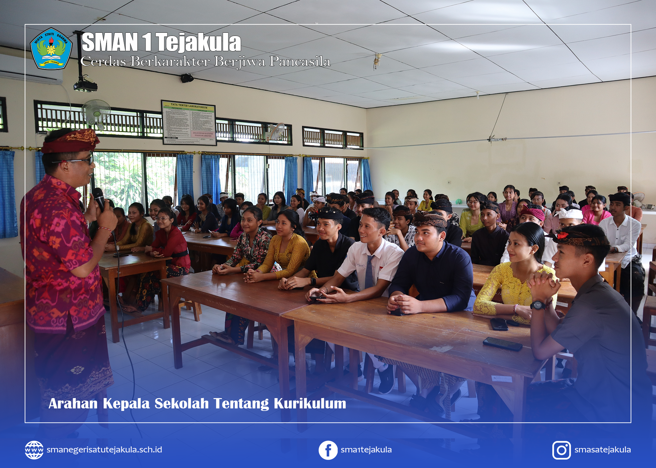 Arahan kepala sekolah mengenai perubahan kurikulum kepada OSIS SMAN 1 Tejakula