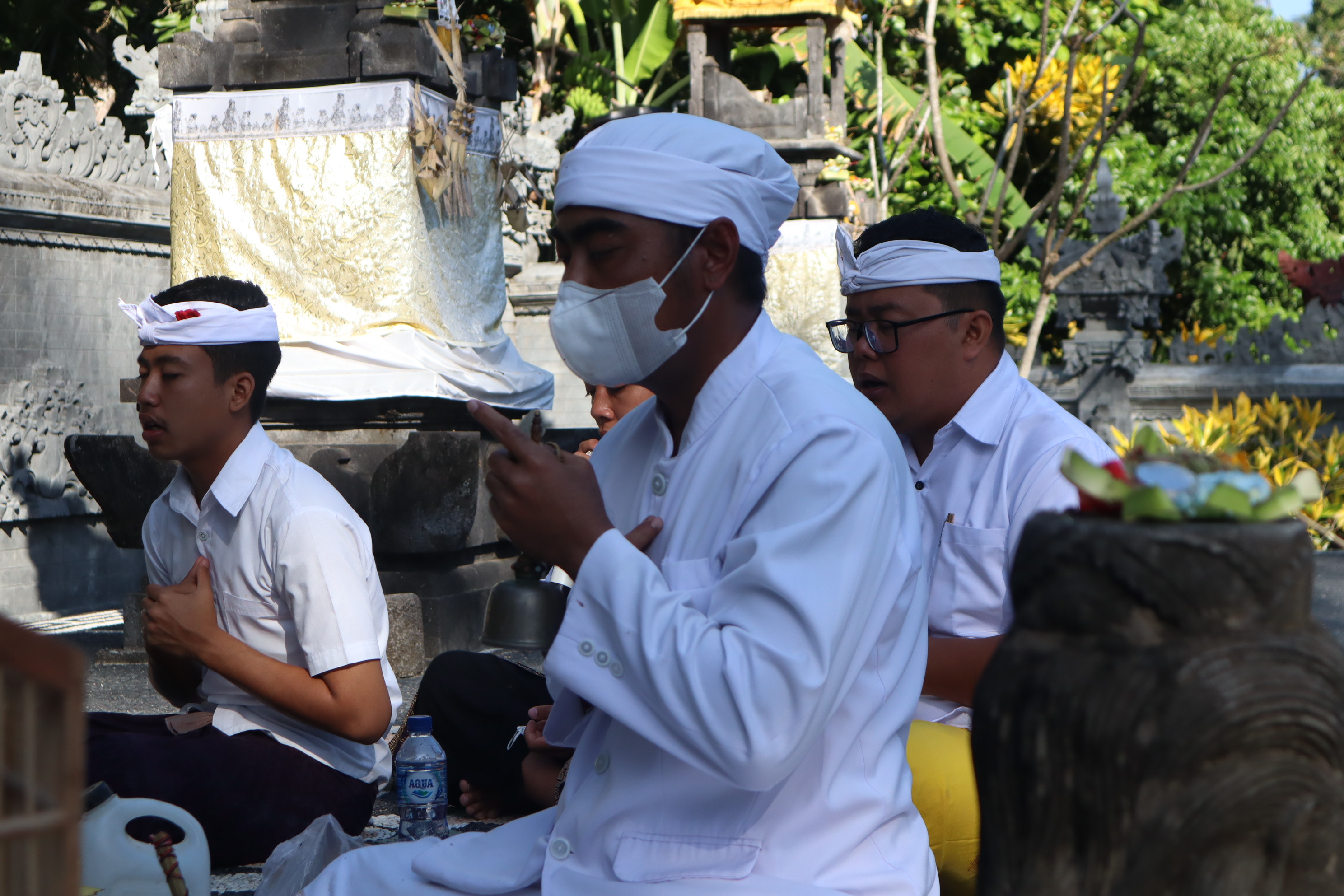 Kegiatan Persembahyangan Tumpek Uye