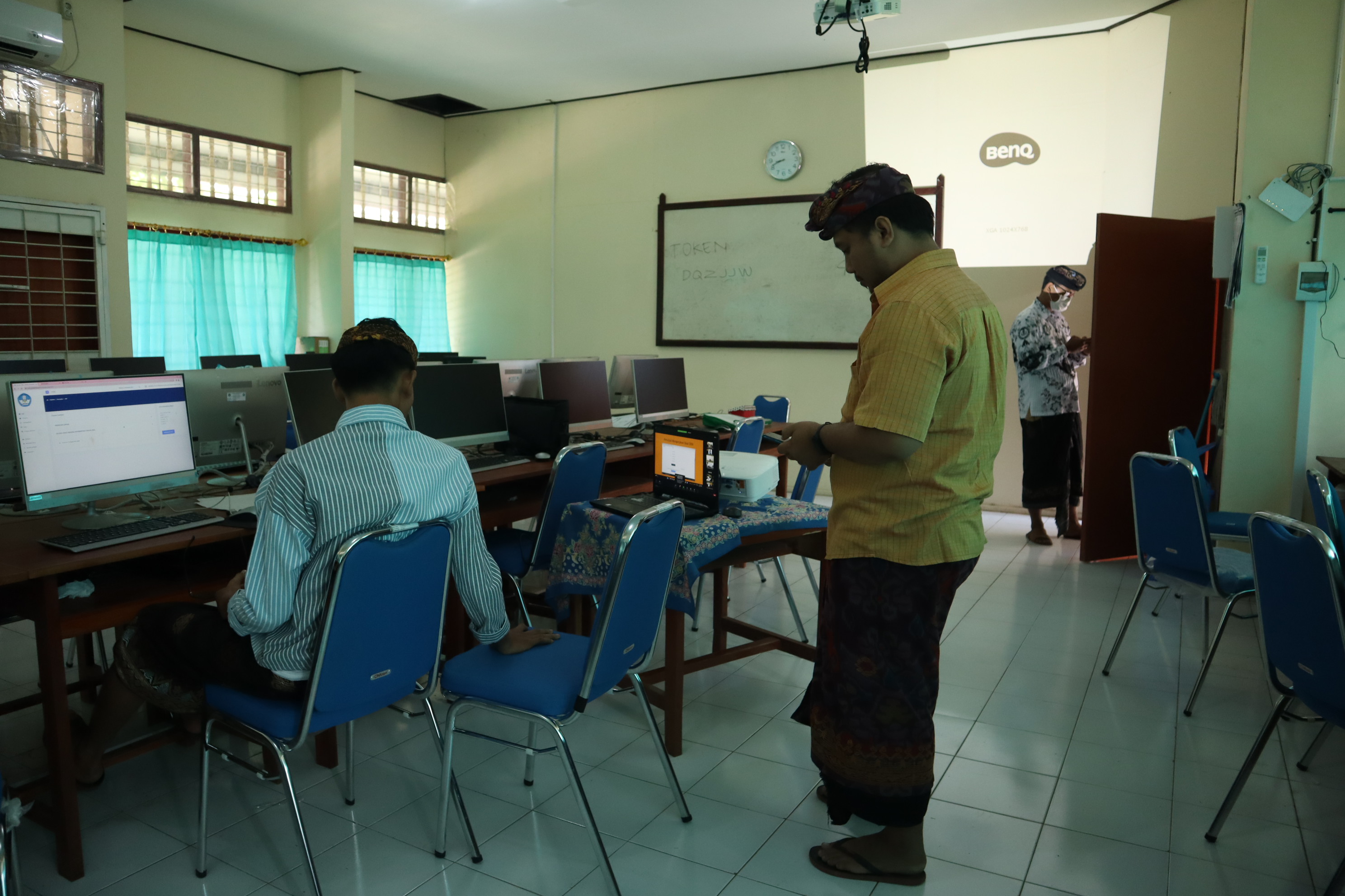 Kegiatan OSNP Informatika dan Matematika Daring SMAN1 Tejakula
