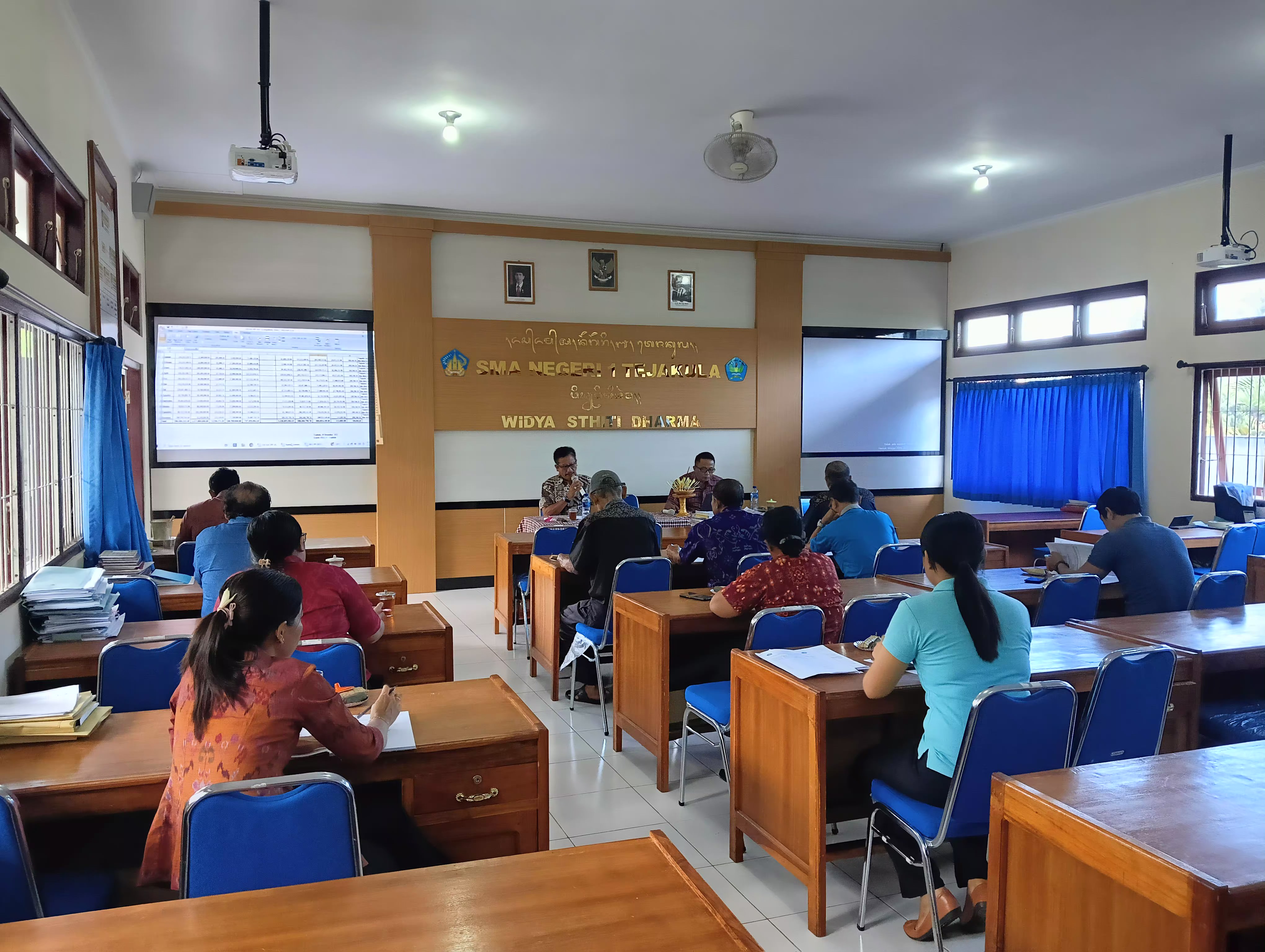 Rapat Laporan RKAS Komite Tahun 2022 dan Rencana APBS Tahun 2023 SMAN 1 Tejakula