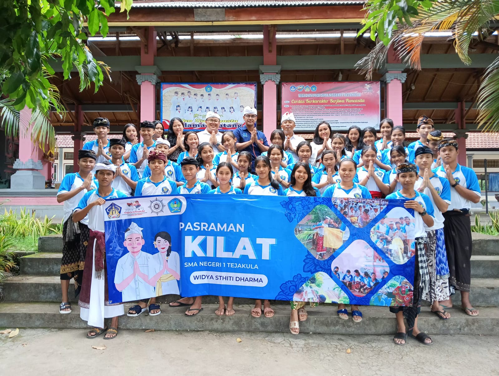 Kegiatan Pasraman Kilat SMAN 1 Tejakula