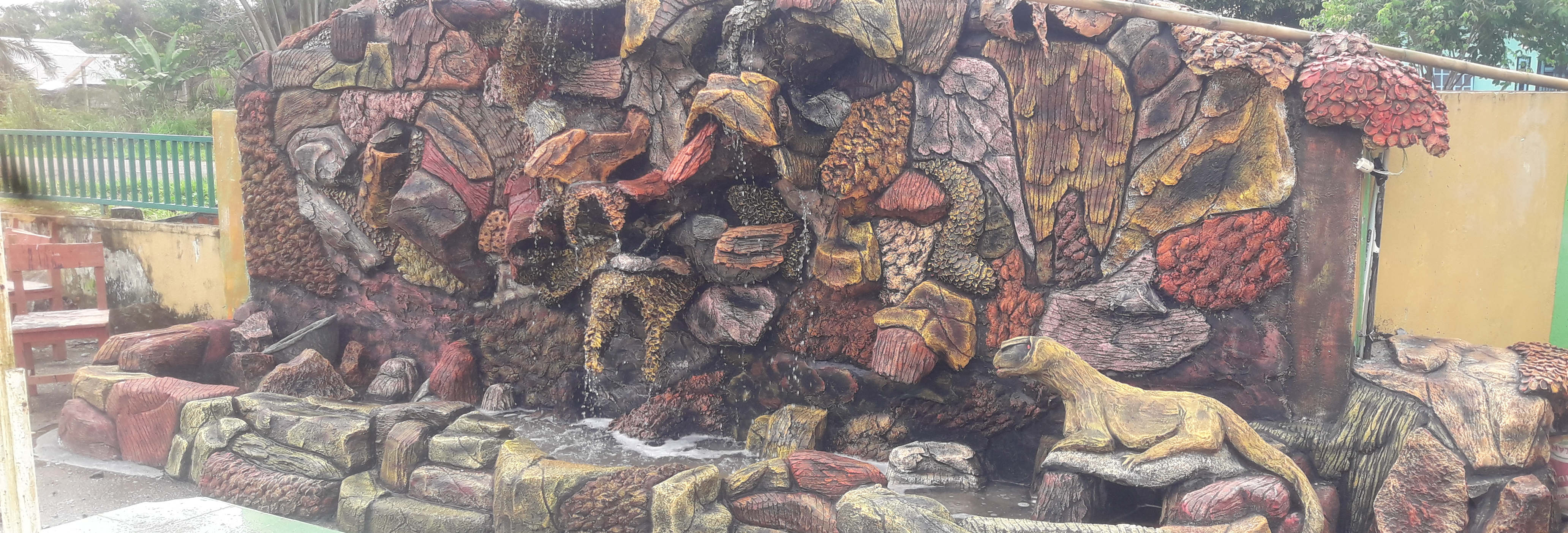 FOUNTAIN
