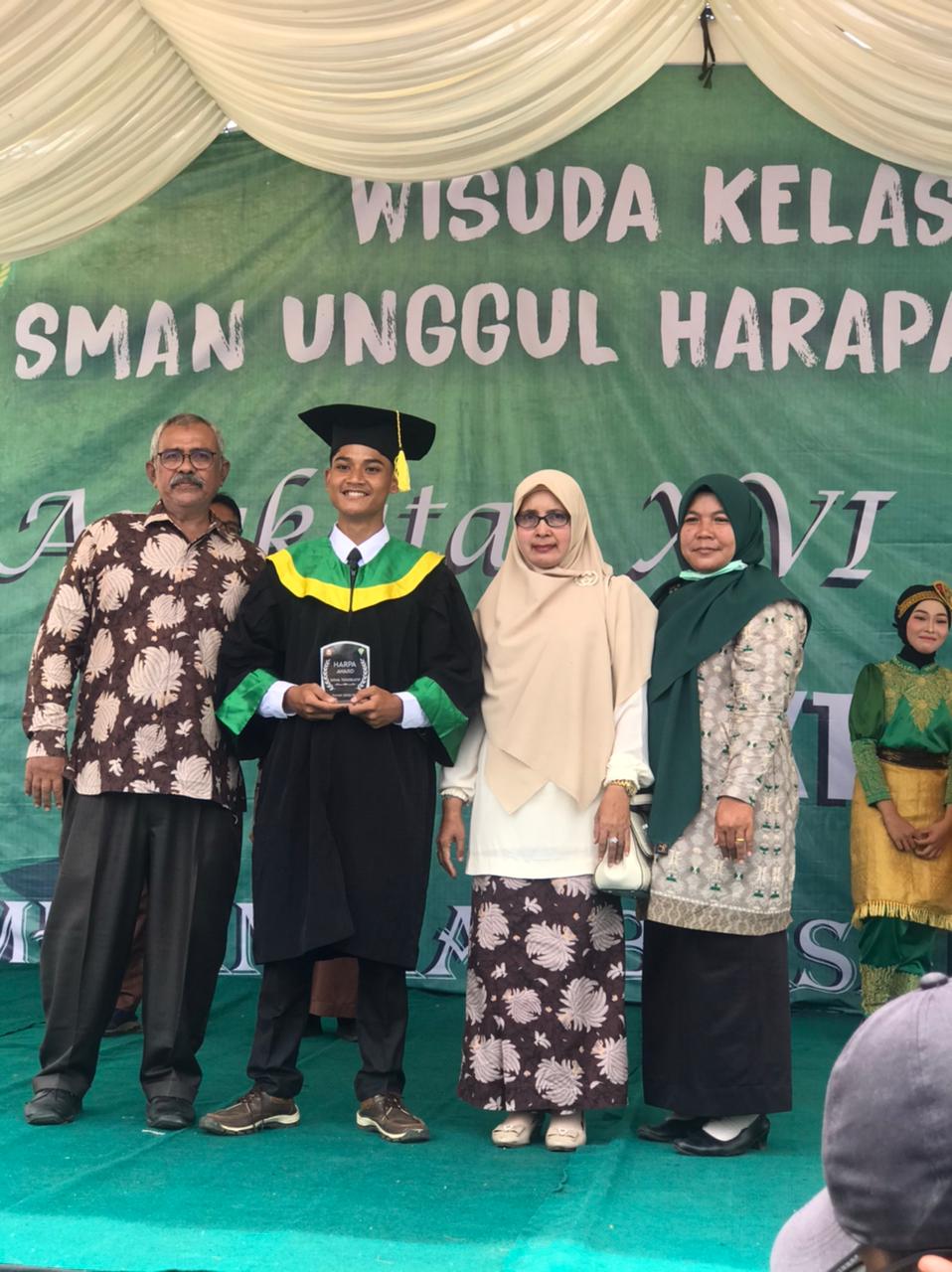 WISUDA KELAS XII TAHUN 2021