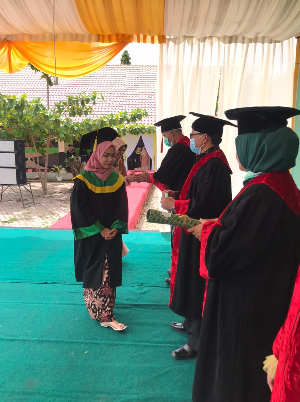 WISUDA KELAS XII TAHUN 2021