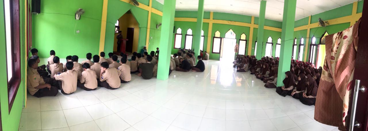 MEMPERINGATI HARI BESAR AGAMA ISLAM