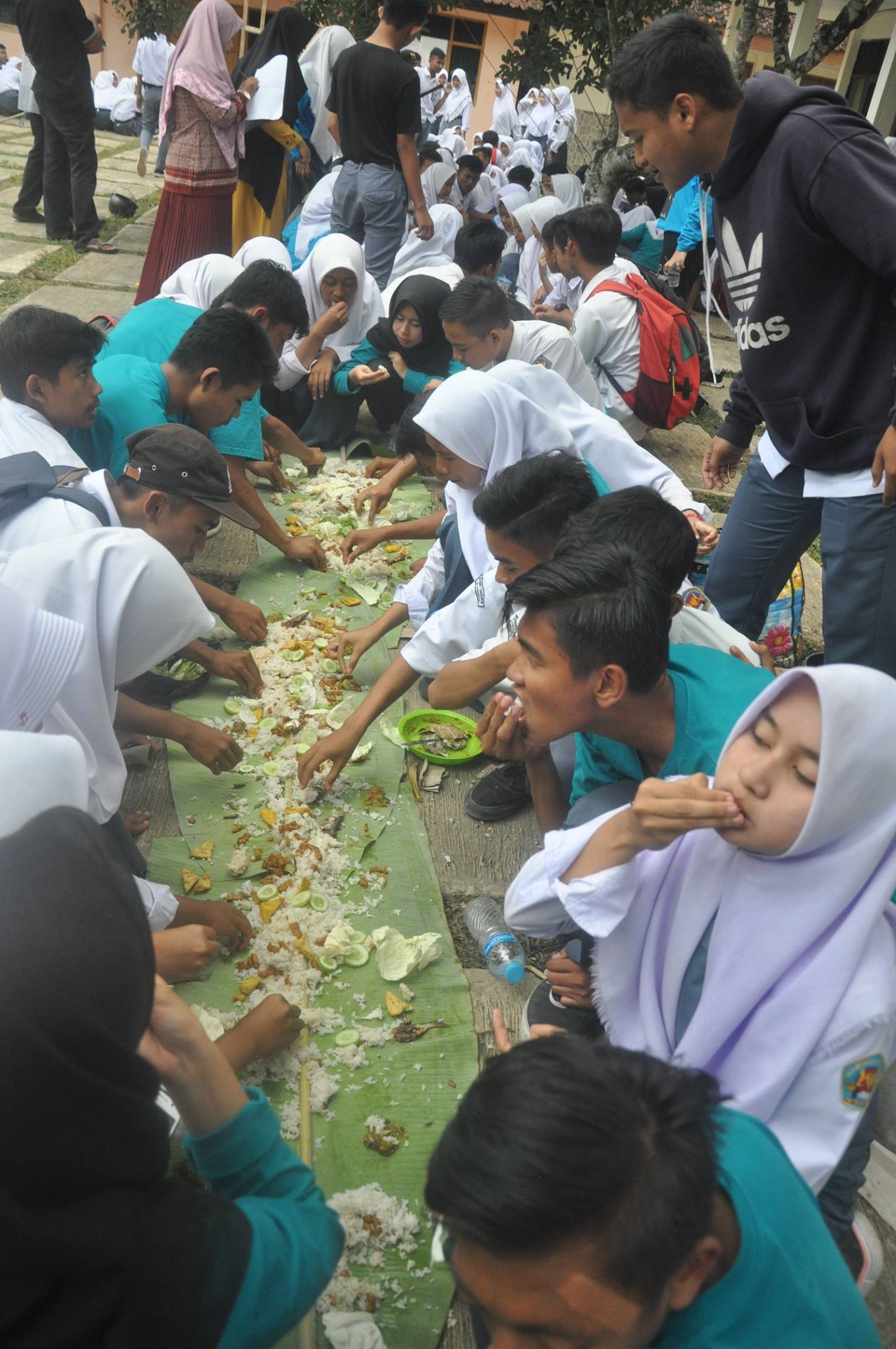 Peringatan Hari Santri Nasional SMAN 1 Sagaranten TP 2018/2019