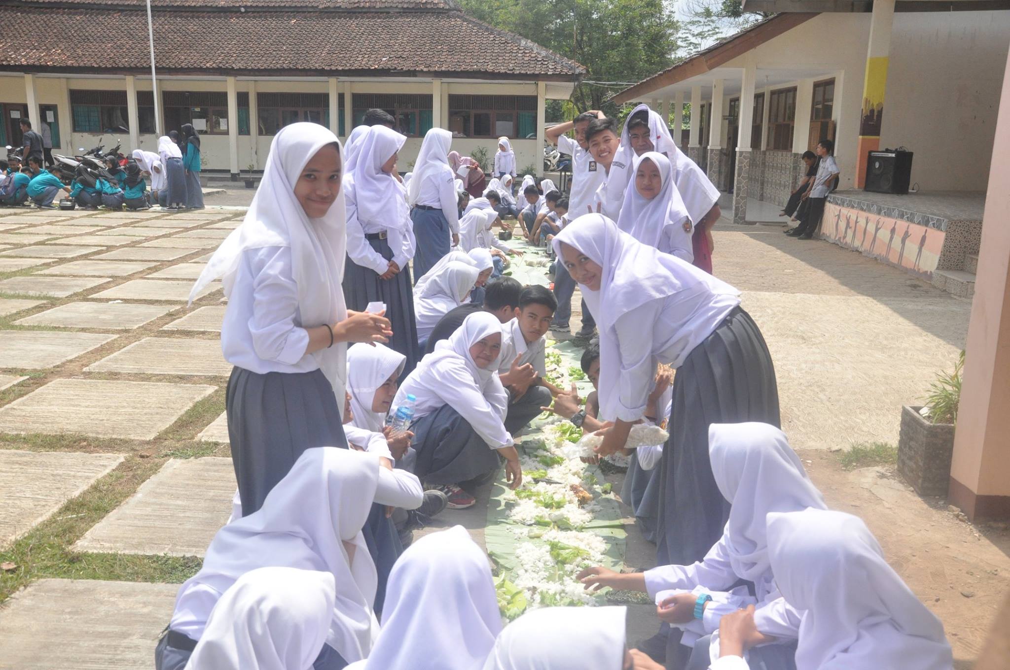 Peringatan Hari Santri Nasional SMAN 1 Sagaranten TP 2018/2019