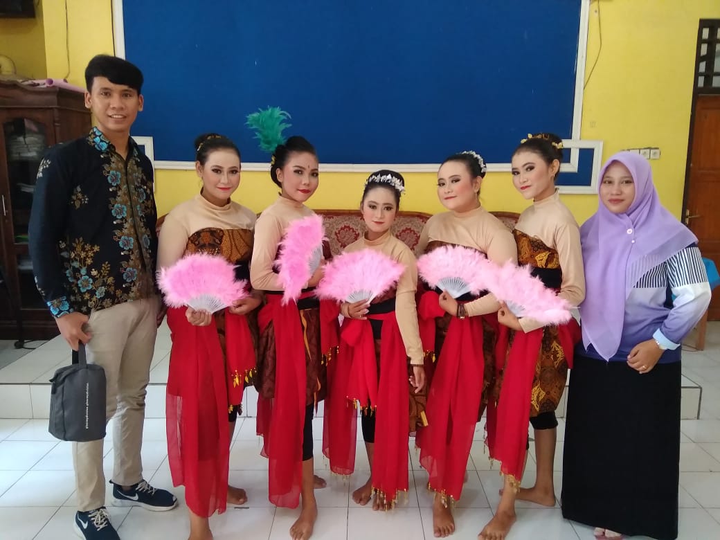 Tari