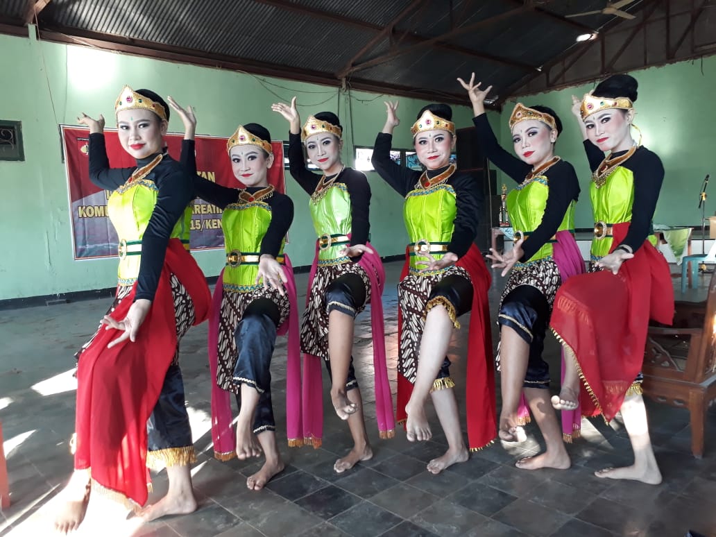 Tari