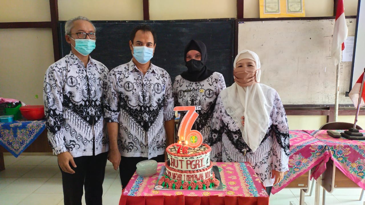 Perayaan HUT PGRI SMAN 1 Mempawah Hulu Tahun 2021