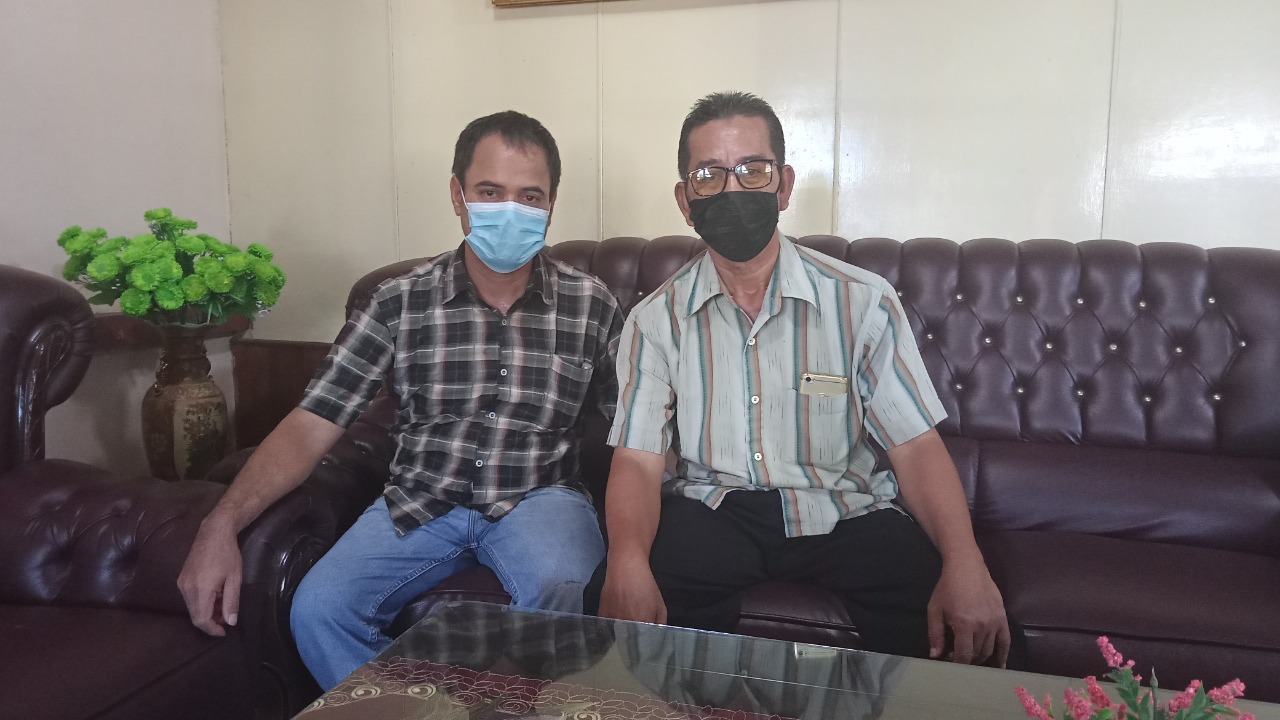 Visitasi Keluarga Besar SMAN 1 Mempawah Hulu ke Rumah Guru